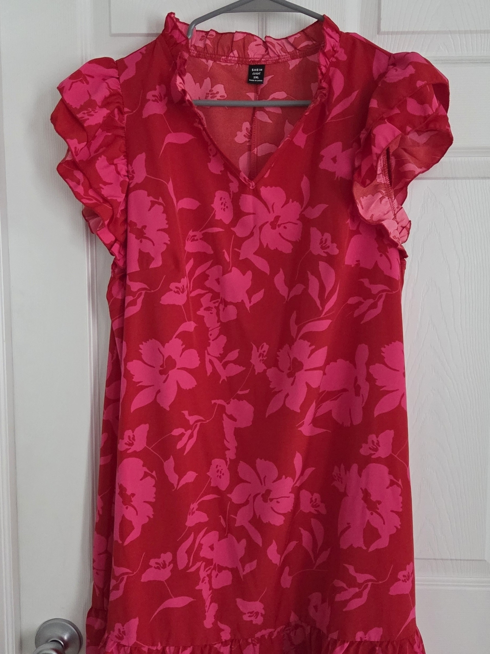 SHEIN Hot Pink & Magenta Floral Ruffle Sleeve Tunic
